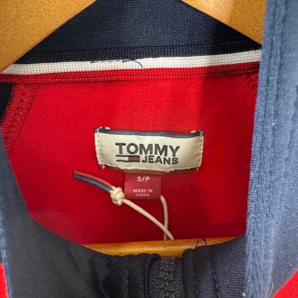 NEW Women's Tommy Jeans Small Track Top Full Zip - Picture 4 of 10
